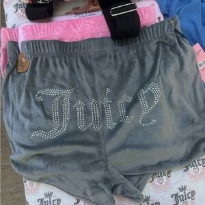Juicy shorts